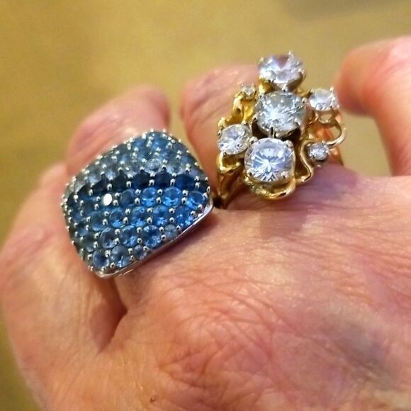 BLUE TOPAZ RING!!! GENUINE STONES !!! NEW!!! Size 8 Women!!! - Picture 2 of 12